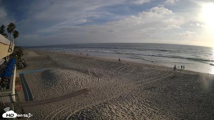 17th St. Del Mar Beach - 4K SW Live Webcam - Apr 29, 2026, 6:17pm PDT
