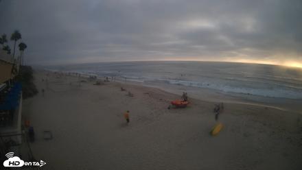 17th St. Del Mar Beach - 4K SW Live Webcam - Aug 21, 2026, 6:37pm PDT