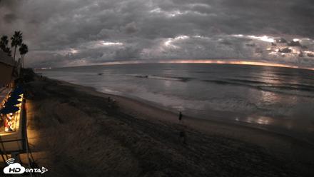 17th St. Del Mar Beach - 4K SW Live Webcam - Oct 23, 2026, 6:33pm PDT