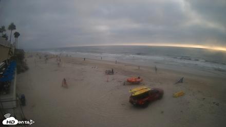 17th St. Del Mar Beach - 4K SW Live Webcam - Aug 17, 2026, 6:42pm PDT