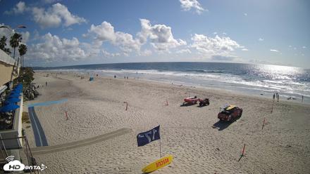 17th St. Del Mar Beach - 4K SW Live Webcam - Apr 26, 2026, 4:19pm PDT