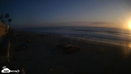 17th St. Del Mar Beach - 4K SW Live Webcam - Aug 29, 2026, 6:58pm PDT
