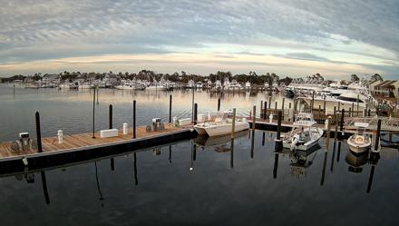 Point South Bay Point Marina Live Webcam - Dec 17, 2025, 4:22pm CST