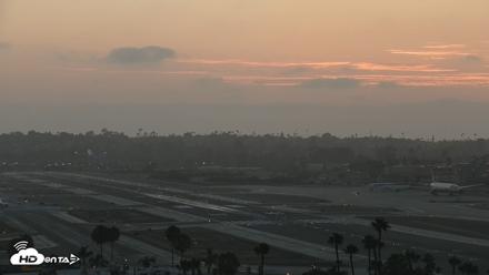 SD Lindbergh Airport & Bay Live Webcam - Jul 17, 2026, 8:05pm PDT