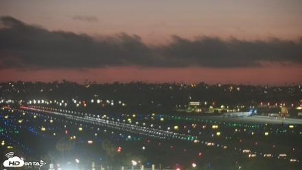 SD Lindbergh Airport & Bay Live Webcam - Jul 22, 2026, 8:41pm PDT