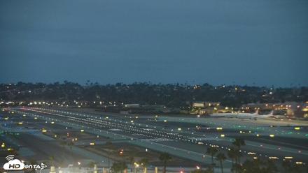 SD Lindbergh Airport & Bay Live Webcam - Aug 14, 2026, 5:56am PDT