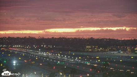 SD Lindbergh Airport & Bay Live Webcam - Sep 27, 2026, 6:58pm PDT
