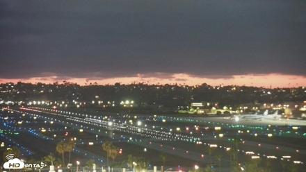 SD Lindbergh Airport & Bay Live Webcam - Jun 19, 2026, 8:38pm PDT