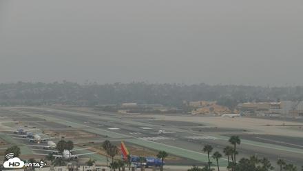 SD Lindbergh Airport & Bay Live Webcam - Jul 31, 2026, 7:10am PDT