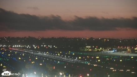 SD Lindbergh Airport & Bay Live Webcam - Jul 22, 2026, 8:41pm PDT