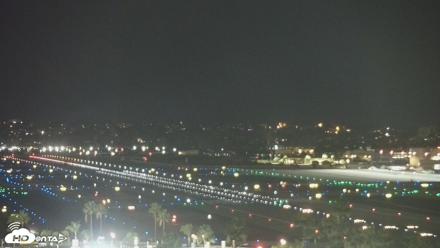 SD Lindbergh Airport & Bay Live Webcam - Oct 14, 2026, 7:41am PDT