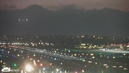 SD Lindbergh Airport & Bay Live Webcam - Jul 18, 2026, 8:43pm PDT