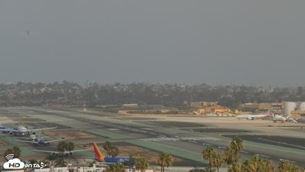 SD Lindbergh Airport & Bay Live Webcam - May 18, 2026, 9:15am PDT