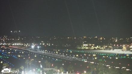 SD Lindbergh Airport & Bay Live Webcam - Oct 5, 2026, 7:57pm PDT