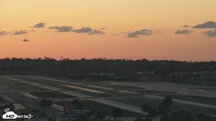 SD Lindbergh Airport & Bay Live Webcam - Apr 27, 2026, 7:33pm PDT