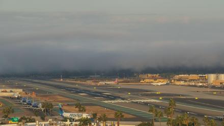 SD Lindbergh Airport & Bay Live Webcam - Nov 13, 2025, 6:54am PST