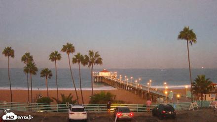 Manhattan Beach Pier Ultra HD Live Webcam - Sep 5, 2026, 6:13am PDT