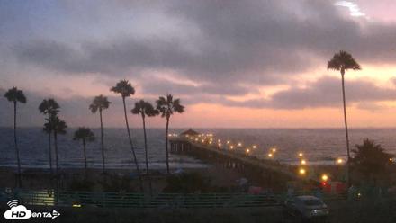 Manhattan Beach Pier Ultra HD Live Webcam - Jul 31, 2026, 8:20pm PDT