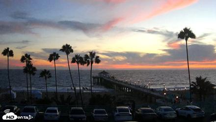 Manhattan Beach Pier Ultra HD Live Webcam - Aug 17, 2026, 7:51pm PDT