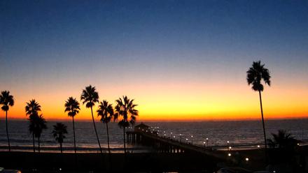 Manhattan Beach Pier Ultra HD Live Webcam - Oct 20, 2025, 6:41pm PDT