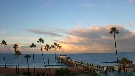Manhattan Beach Pier Ultra HD Live Webcam - Nov 17, 2025, 7:05am PST