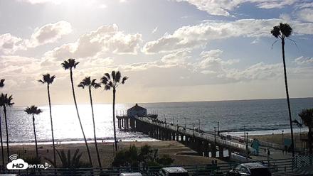 Manhattan Beach Pier Ultra HD Live Webcam - Oct 12, 2026, 4:41pm PDT