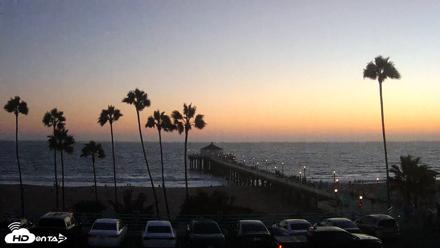 Manhattan Beach Pier Ultra HD Live Webcam - Aug 19, 2026, 7:49pm PDT