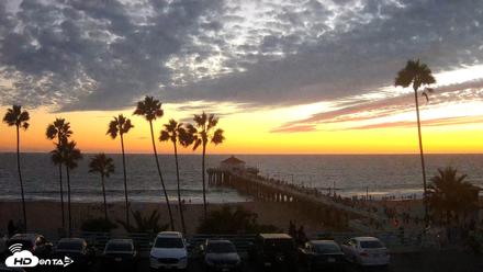 Manhattan Beach Pier Ultra HD Live Webcam - Sep 5, 2026, 7:25pm PDT