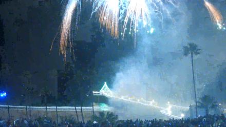 Manhattan Beach Pier Ultra HD Live Webcam - Dec 14, 2025, 7:08pm PST