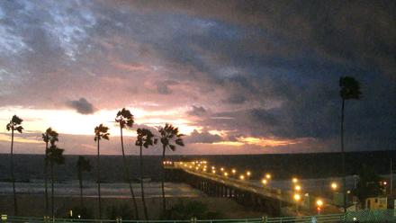 Manhattan Beach Pier Ultra HD Live Webcam - Feb 17, 2026, 6:08pm PST