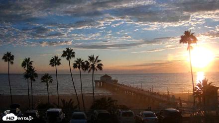Manhattan Beach Pier Ultra HD Live Webcam - Sep 8, 2026, 6:52pm PDT