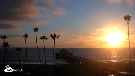 Manhattan Beach Pier Ultra HD Live Webcam - Sep 23, 2026, 6:35pm PDT