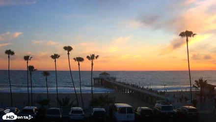 Manhattan Beach Pier Ultra HD Live Webcam - Apr 23, 2026, 7:27pm PDT