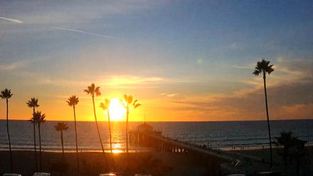 Manhattan Beach Pier Ultra HD Live Webcam - Nov 5, 2025, 4:44pm PST