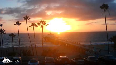 Manhattan Beach Pier Ultra HD Live Webcam - Oct 20, 2026, 6:05pm PDT