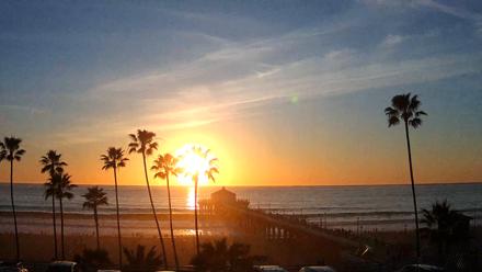 Manhattan Beach Pier Ultra HD Live Webcam - Feb 8, 2026, 5:18pm PST