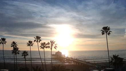 Manhattan Beach Pier Ultra HD Live Webcam - Feb 24, 2026, 5:21pm PST