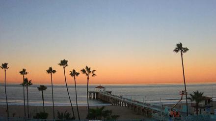 Manhattan Beach Pier Ultra HD Live Webcam - Oct 29, 2025, 7:18am PDT