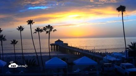 Manhattan Beach Pier Ultra HD Live Webcam - Oct 17, 2026, 6:18pm PDT