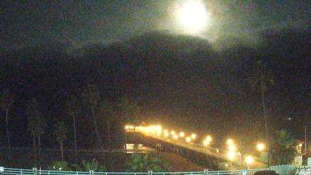 Manhattan Beach Pier Ultra HD Live Webcam - Oct 6, 2025, 4:51am PDT