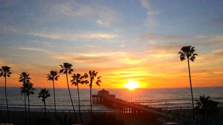 Manhattan Beach Pier Ultra HD Live Webcam - Feb 25, 2026, 5:46pm PST
