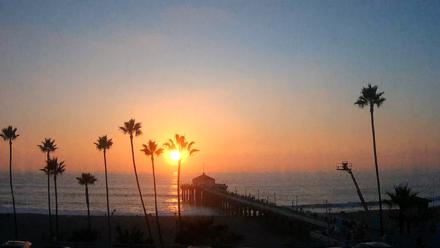Manhattan Beach Pier Ultra HD Live Webcam - Nov 2, 2025, 4:49pm PST