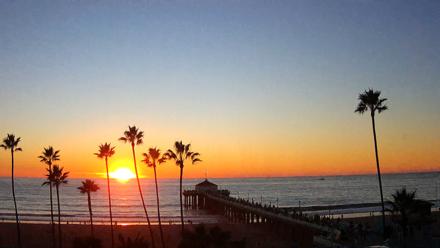 Manhattan Beach Pier Ultra HD Live Webcam - Nov 25, 2025, 4:44pm PST