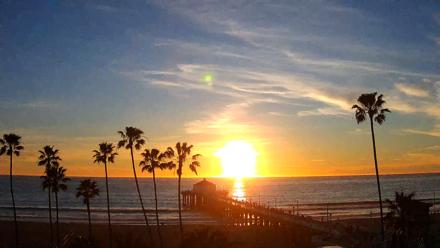 Manhattan Beach Pier Ultra HD Live Webcam - Feb 23, 2026, 5:35pm PST