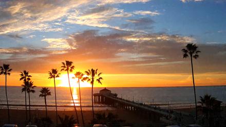 Manhattan Beach Pier Ultra HD Live Webcam - Jan 27, 2026, 5:13pm PST