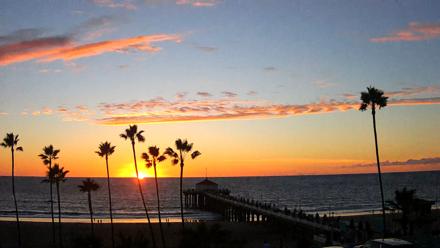 Manhattan Beach Pier Ultra HD Live Webcam - Nov 19, 2025, 4:48pm PST