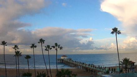 Manhattan Beach Pier Ultra HD Live Webcam - Nov 18, 2025, 7:28am PST
