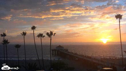 Manhattan Beach Pier Ultra HD Live Webcam - Sep 27, 2026, 6:39pm PDT