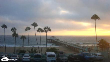 Manhattan Beach Pier Ultra HD Live Webcam - Jul 29, 2026, 7:37pm PDT