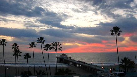 Manhattan Beach Pier Ultra HD Live Webcam - Jan 25, 2026, 5:28pm PST
